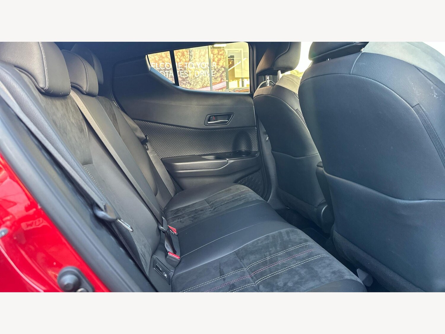 Used Toyota C-HR 2022 for sale - 77120670: Photo 14