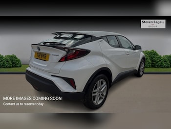 Used Toyota C-HR 2023 for sale - 78783545: Photo