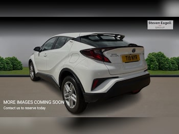 Used Toyota C-HR 2023 for sale - 78783545: Photo