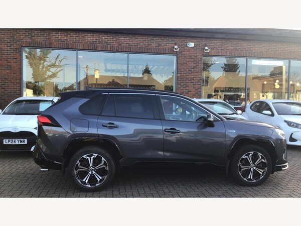 Used Toyota RAV4 2023 for sale - 76189062: Photo 18