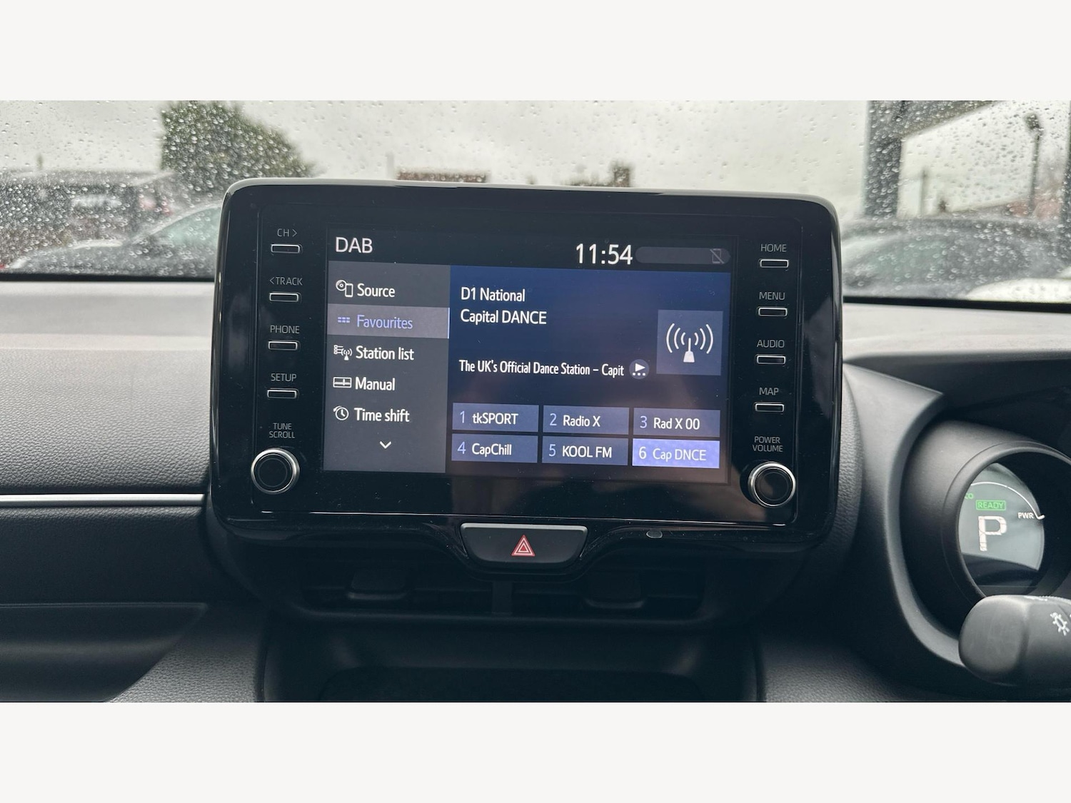 Used Toyota Yaris 2024 for sale - 77343975: Photo 25