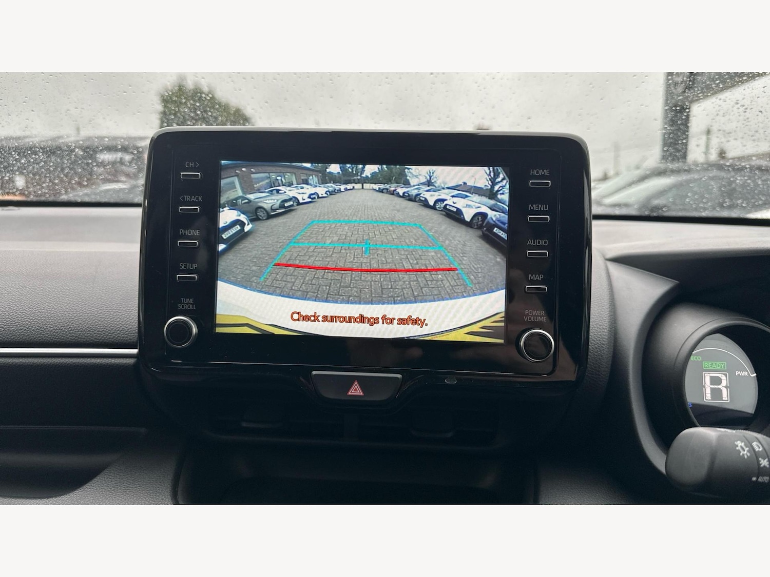 Used Toyota Yaris 2024 for sale - 77343975: Photo 26