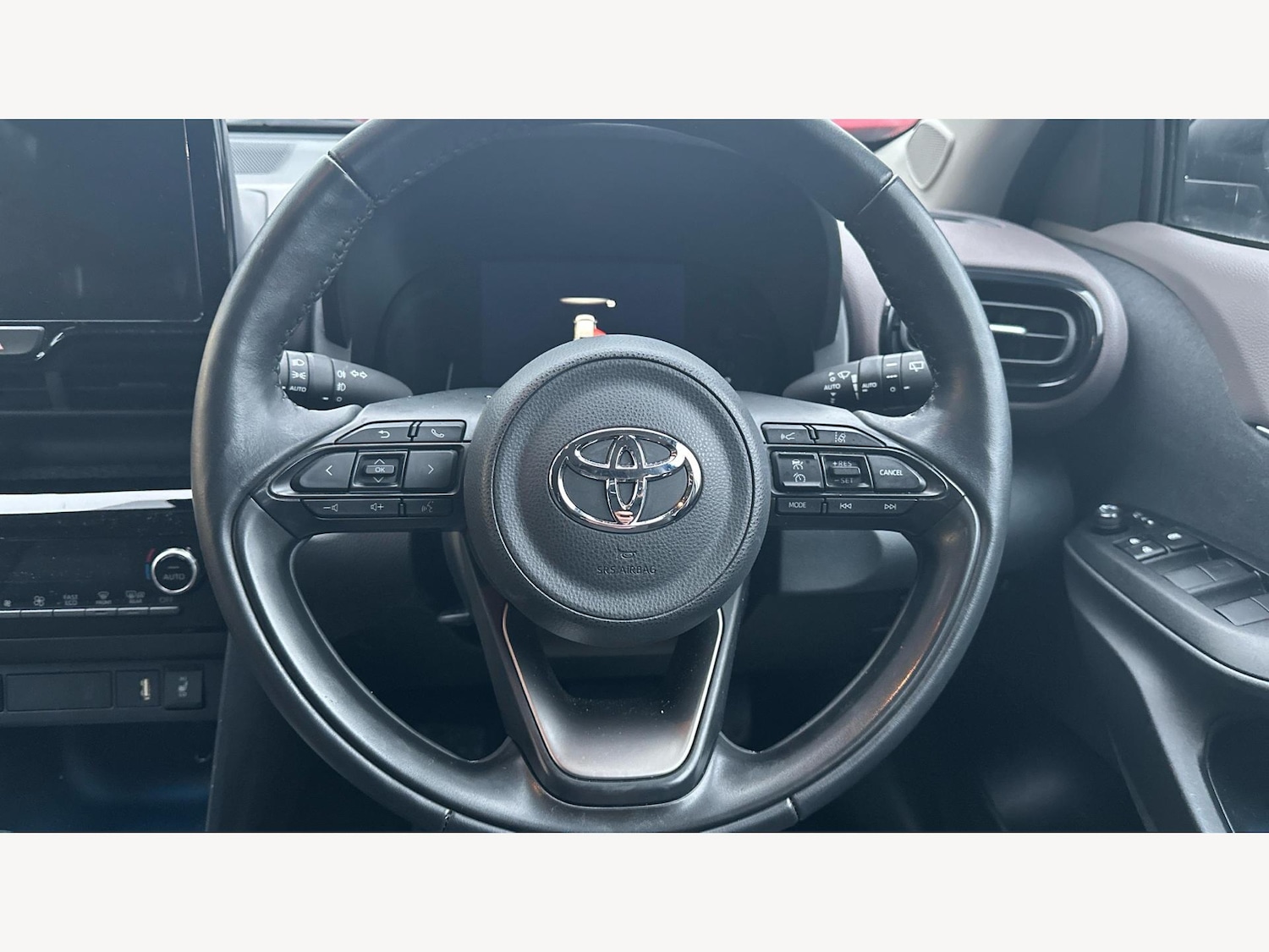 Used Toyota Yaris Cross 2023 for sale - 76771824: Photo 10