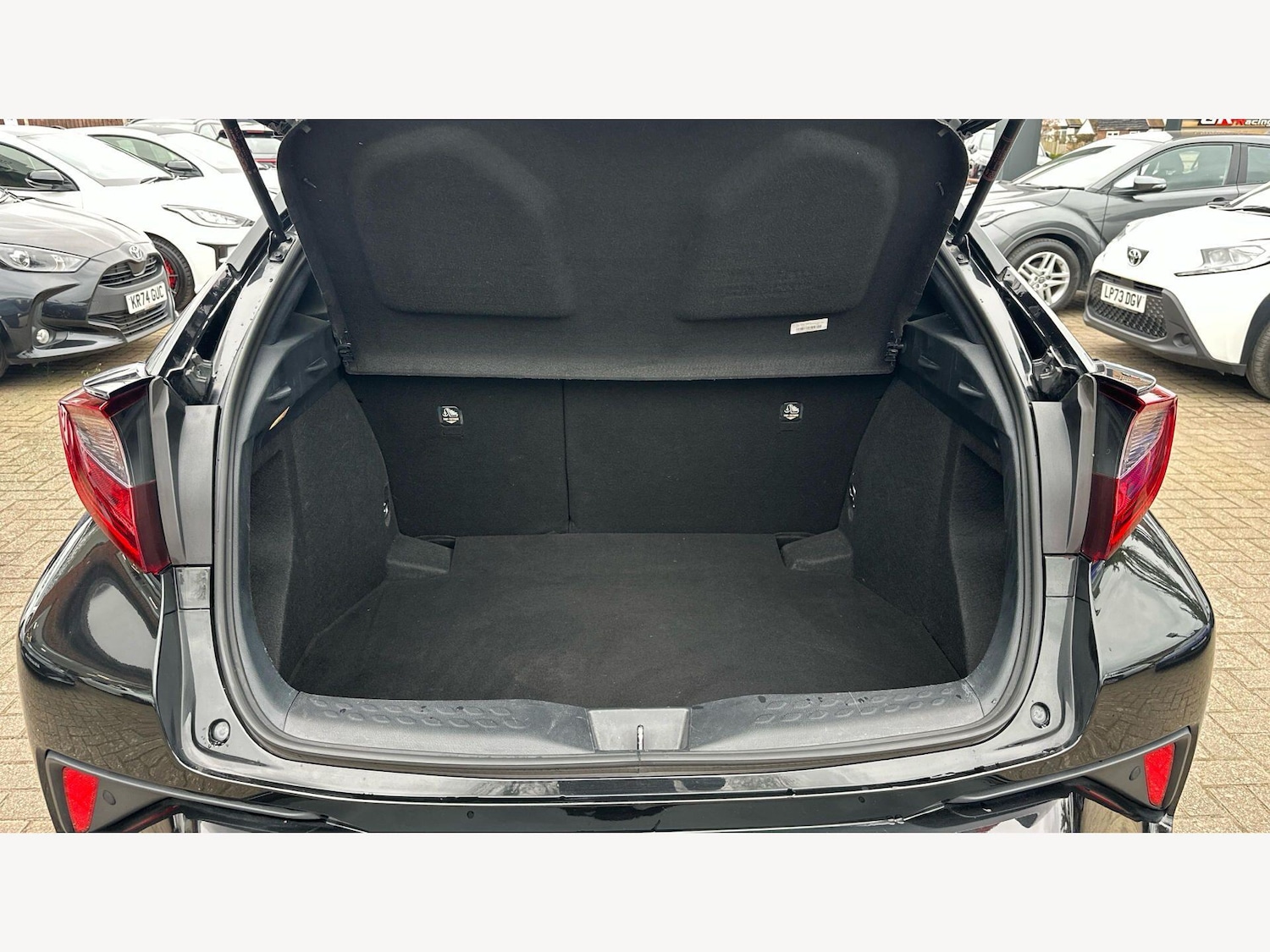 Used Toyota C-HR for sale - 78115675: Photo 15