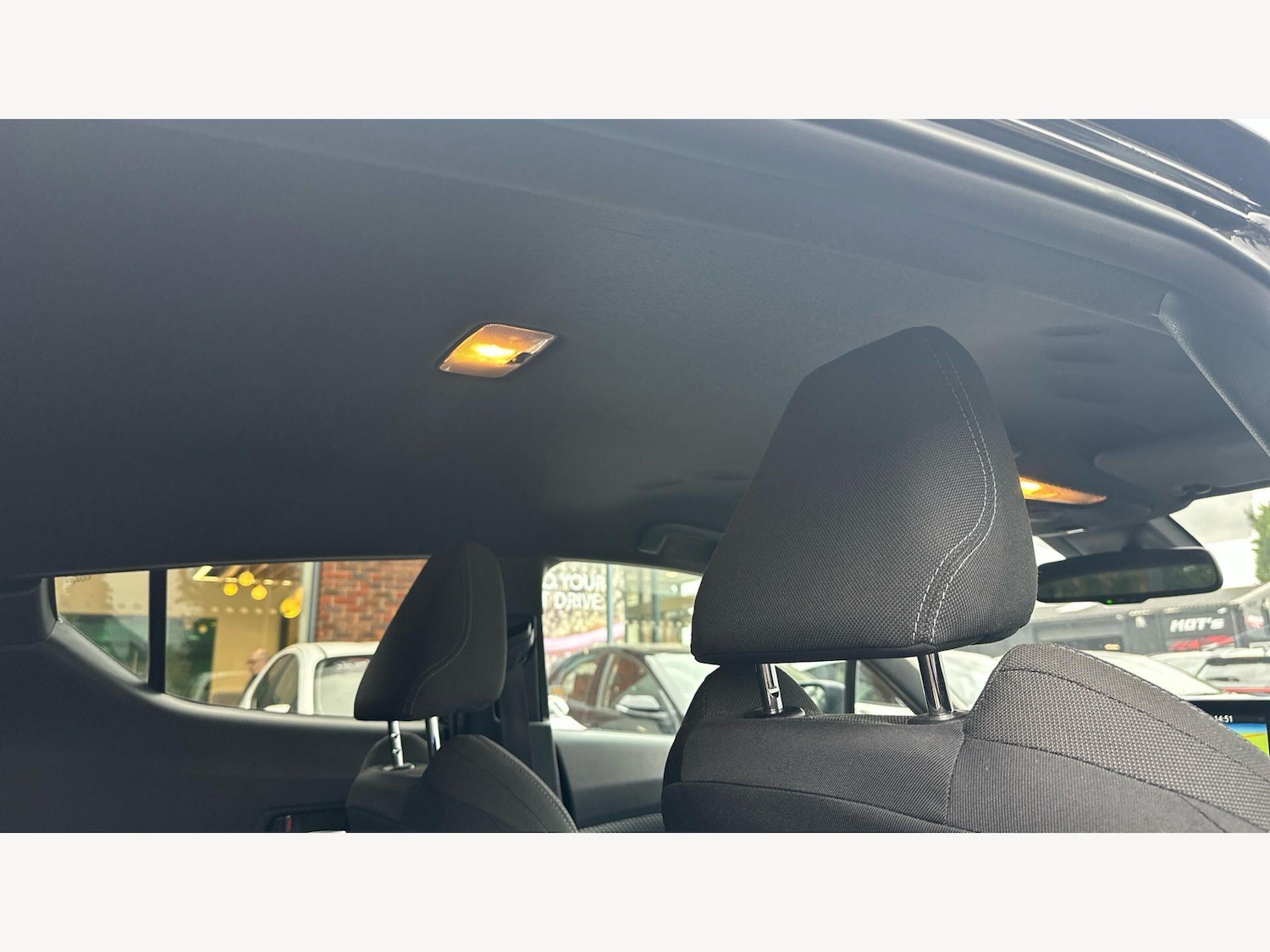 Used Toyota C-HR for sale - 78115675: Photo 21