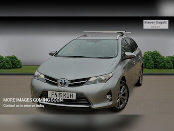 Used Toyota Auris 2015 for sale - 77330548: Photo