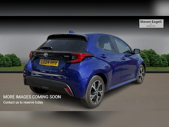 Used Toyota Yaris 2024 for sale - 78772052: Photo