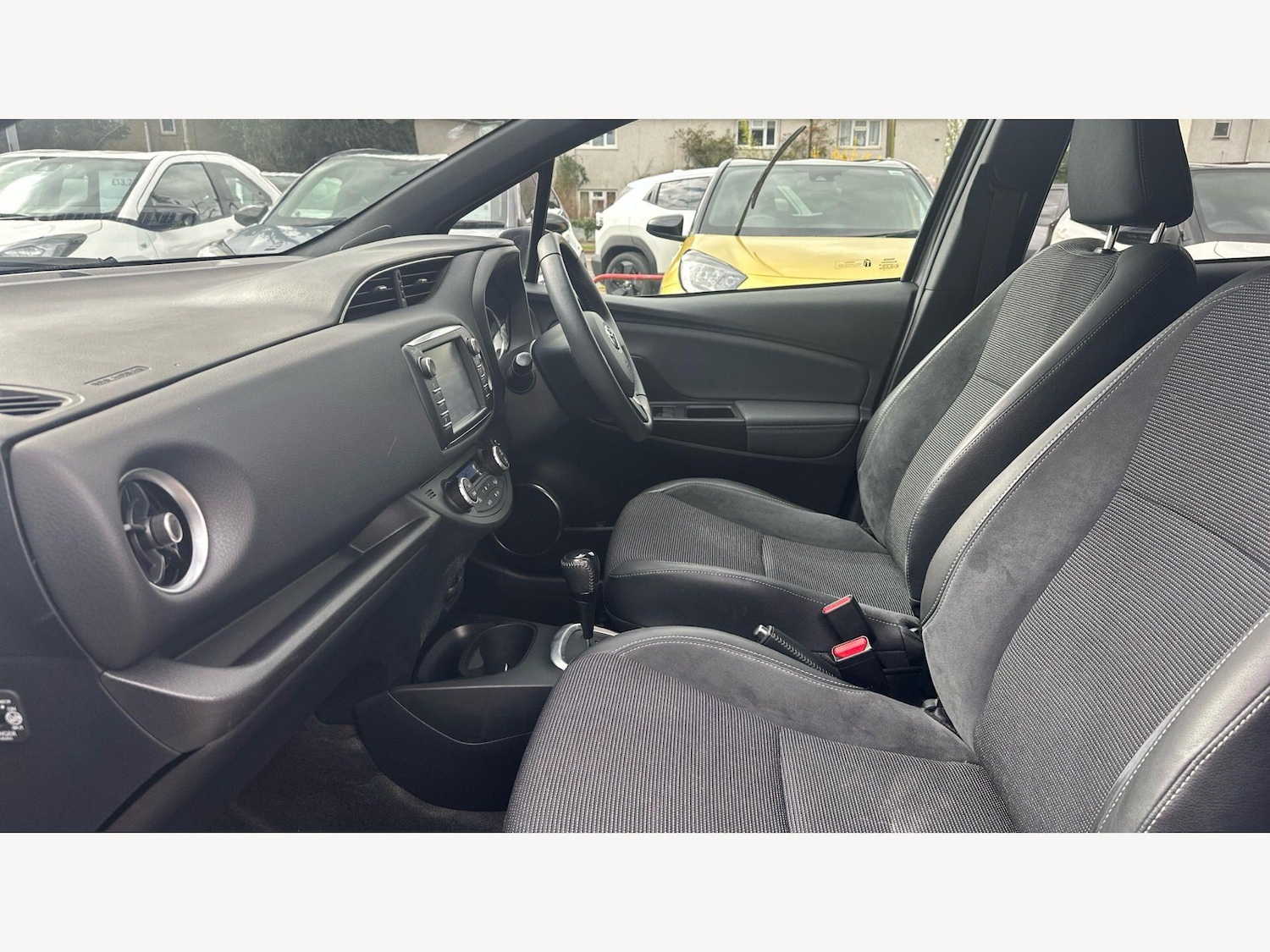 Used Toyota Yaris 2019 for sale - 78073065: Photo 12