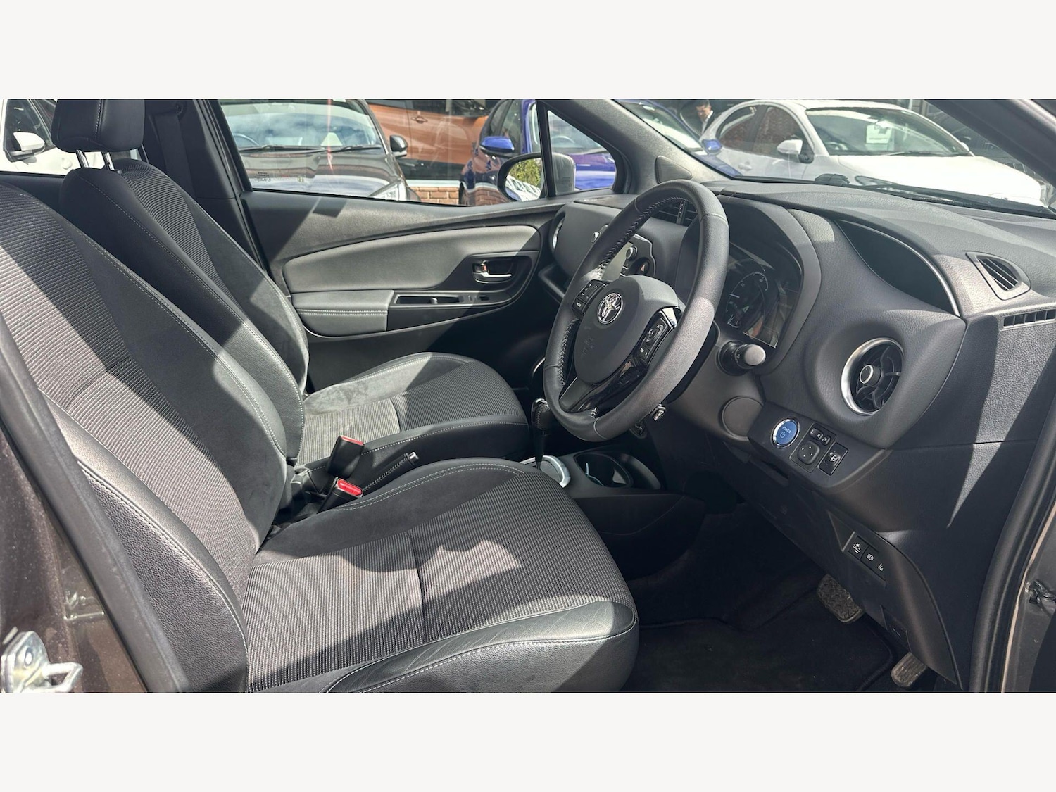 Used Toyota Yaris 2019 for sale - 78073065: Photo 13