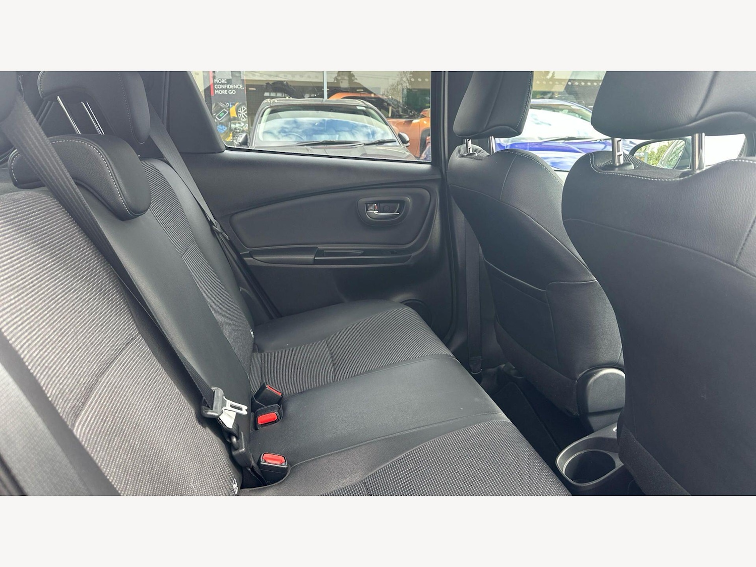 Used Toyota Yaris 2019 for sale - 78073065: Photo 14