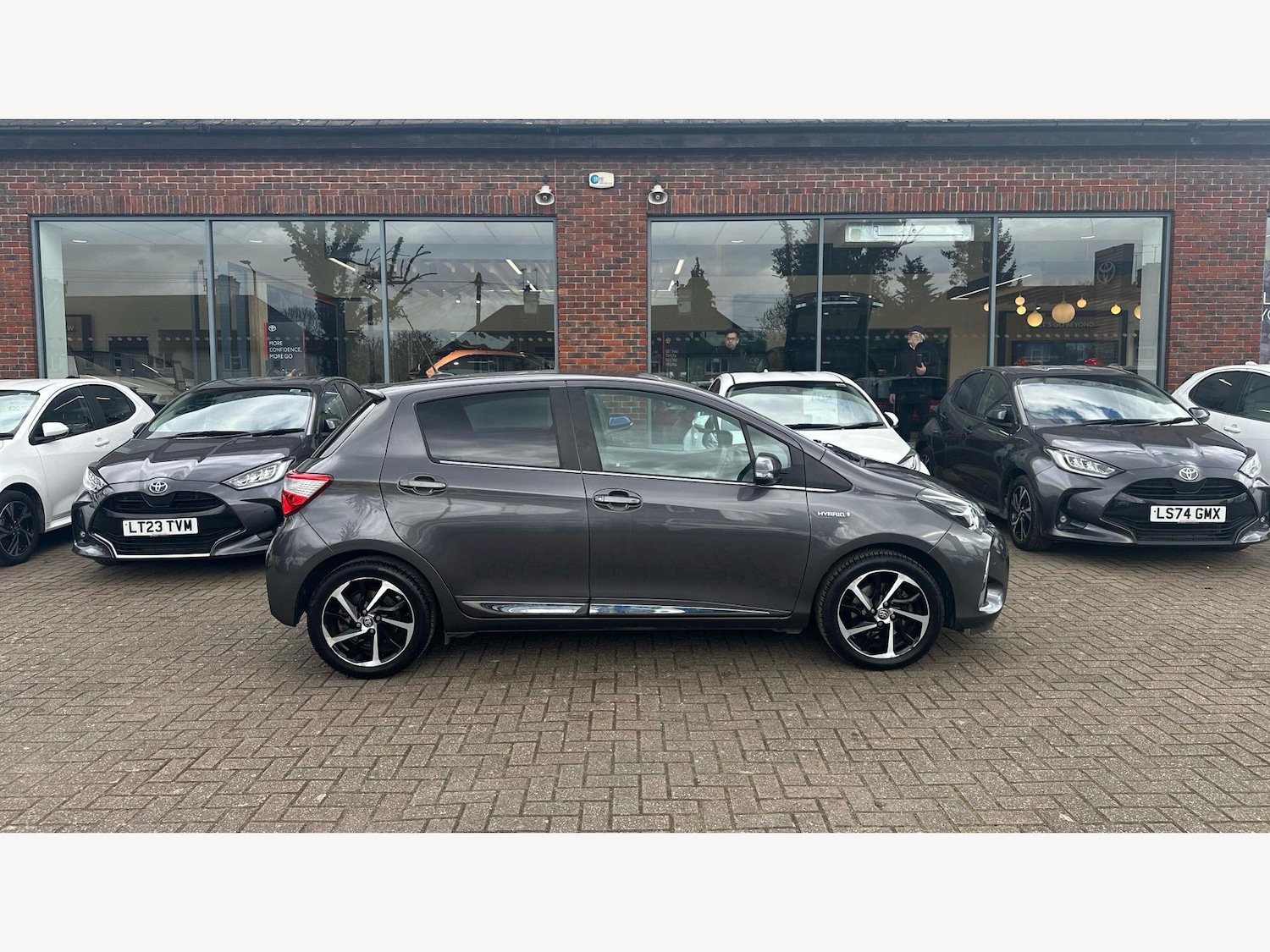 Used Toyota Yaris 2019 for sale - 78073065: Photo 18