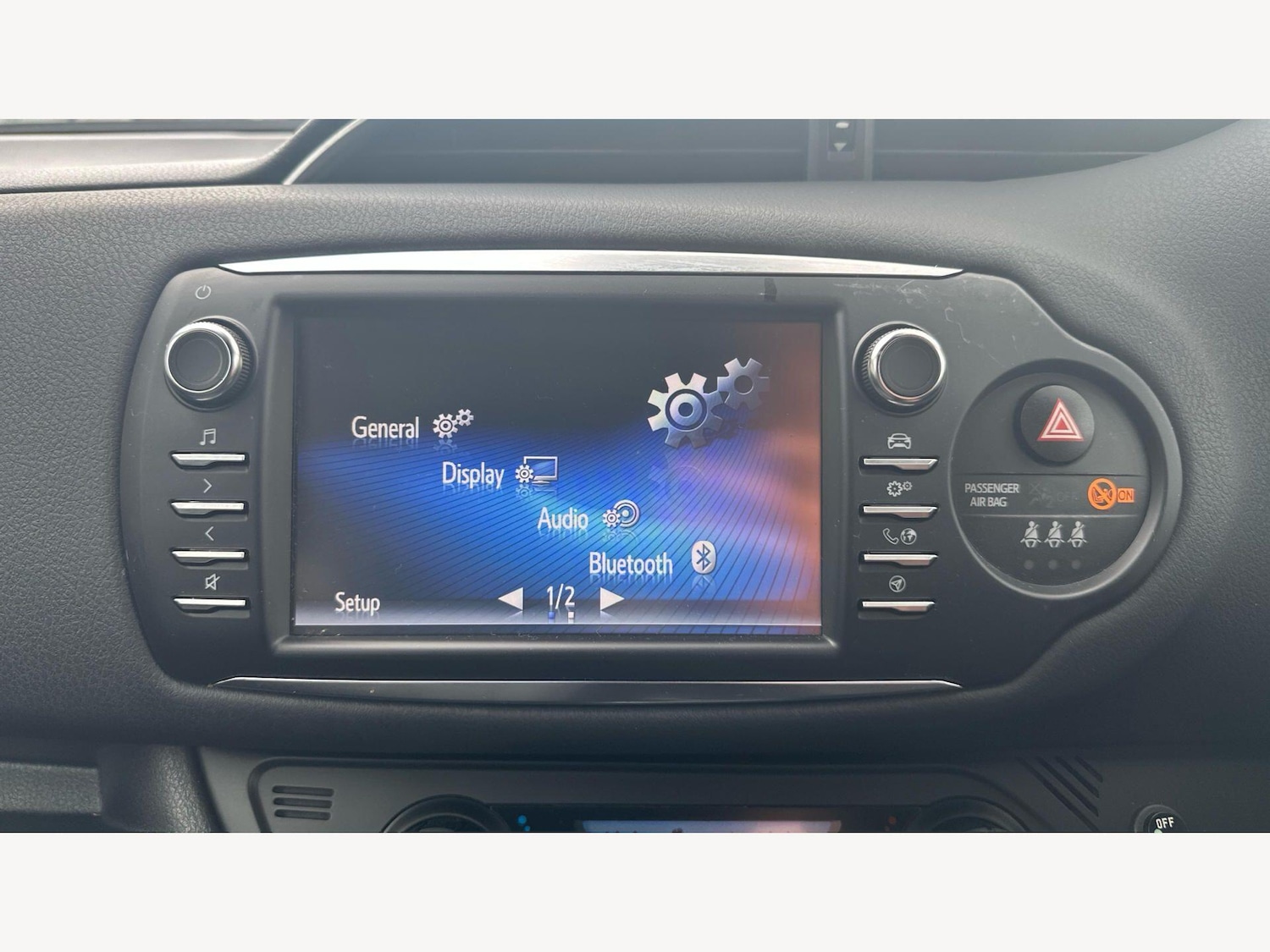 Used Toyota Yaris 2019 for sale - 78073065: Photo 24