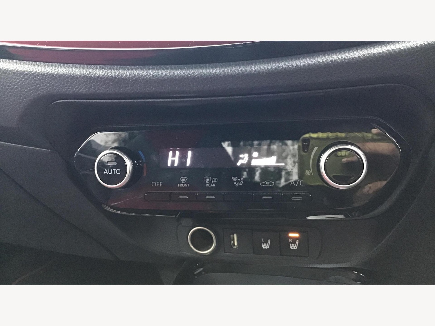 Used Toyota Aygo X 2023 for sale - 76689819: Photo 25