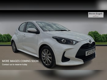 Used Toyota Yaris 2023 for sale - 78100418: Photo
