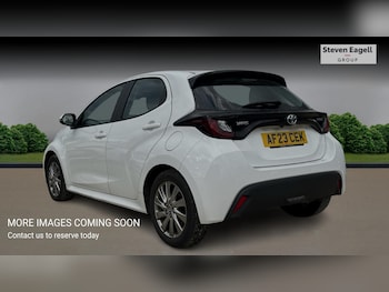 Used Toyota Yaris 2023 for sale - 78100418: Photo