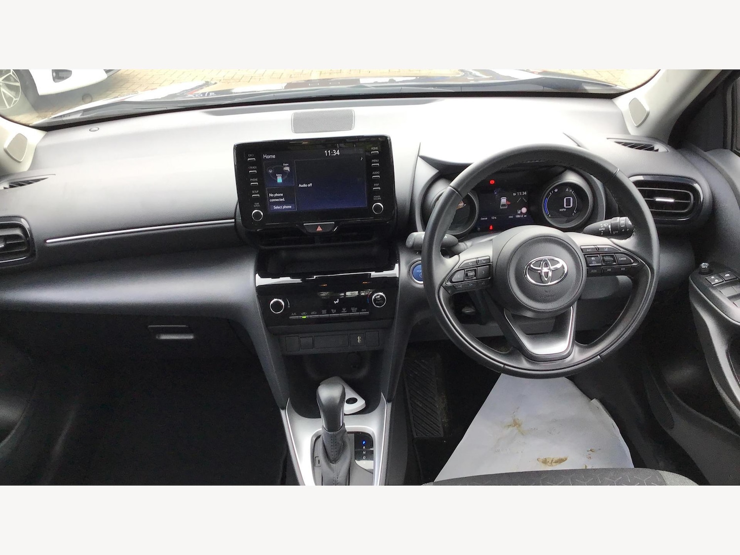 Used Toyota Yaris Cross 2023 for sale - 76989991: Photo 7