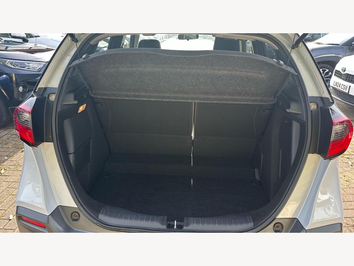 Used Honda Jazz 2022 for sale - 76432223: Photo 16