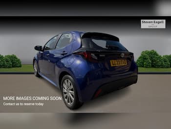 Used Toyota Yaris 2023 for sale - 79712533: Photo