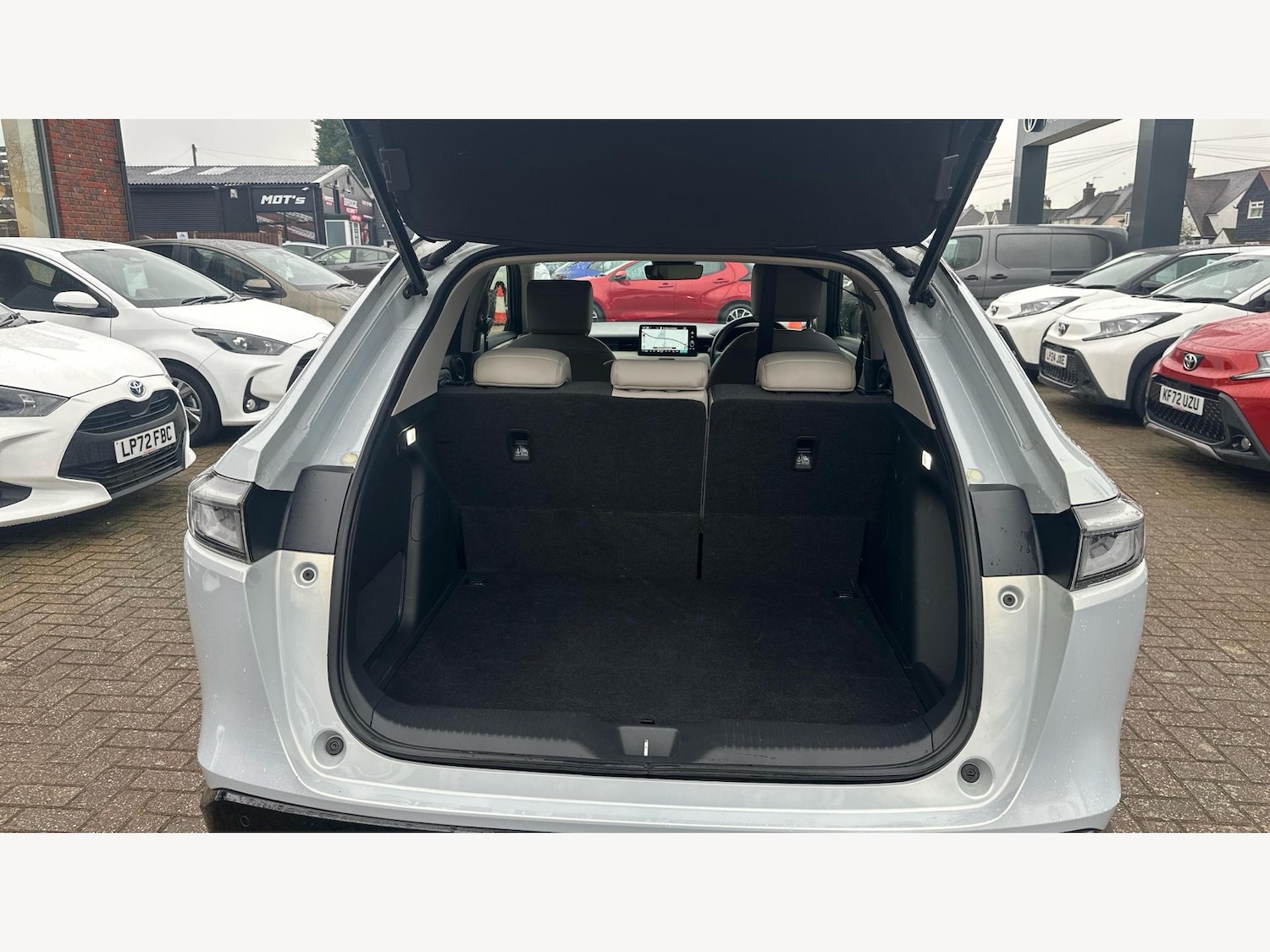 Used Honda HR-V 2022 for sale - 77425100: Photo 16