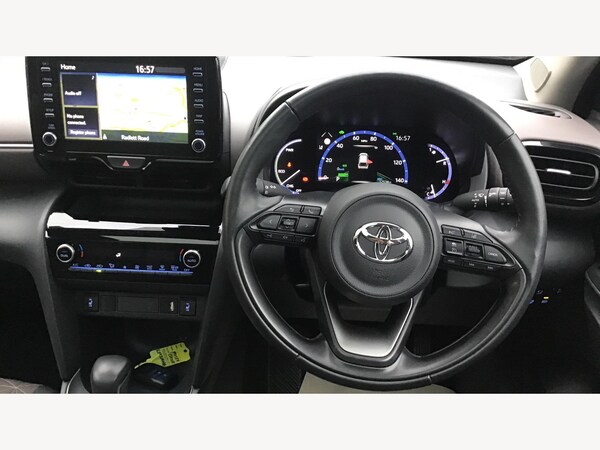 Used Toyota Yaris Cross 2022 for sale - 76270352: Photo 10