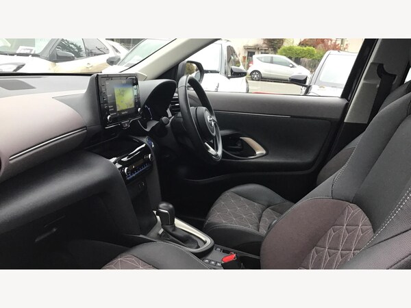Used Toyota Yaris Cross 2022 for sale - 76270352: Photo 12