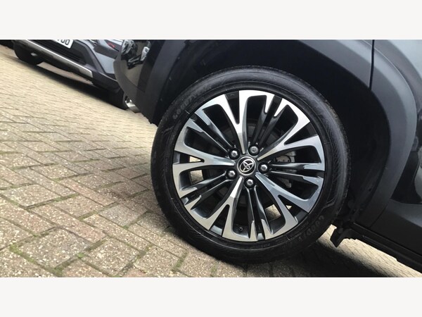 Used Toyota Yaris Cross 2022 for sale - 76270352: Photo 20