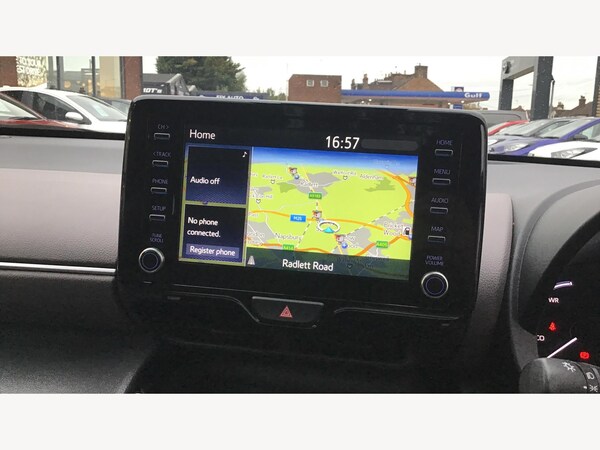 Used Toyota Yaris Cross 2022 for sale - 76270352: Photo 9