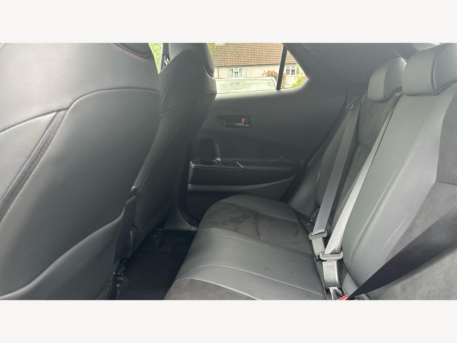 Used Toyota C-HR for sale - 76571997: Photo 15