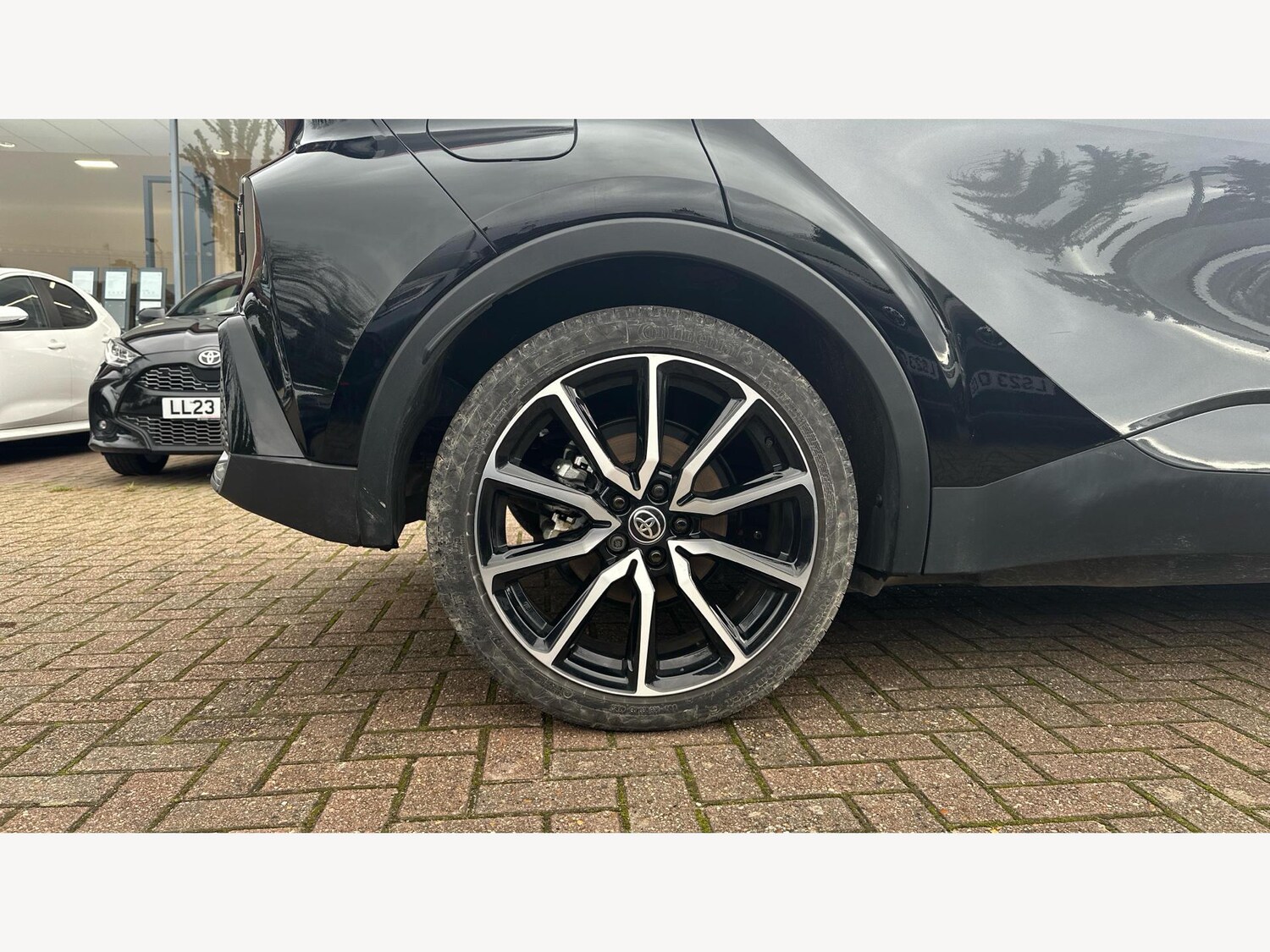 Used Toyota C-HR for sale - 76571997: Photo 20