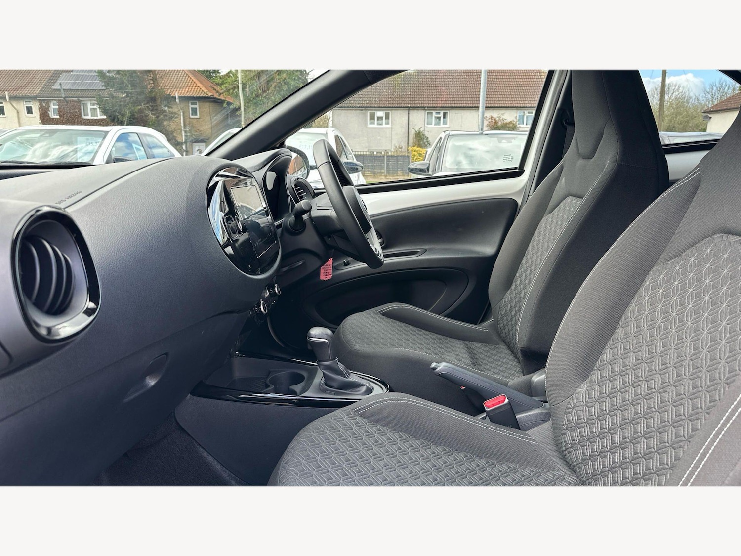 Used Toyota Aygo X 2024 for sale - 78072173: Photo 12