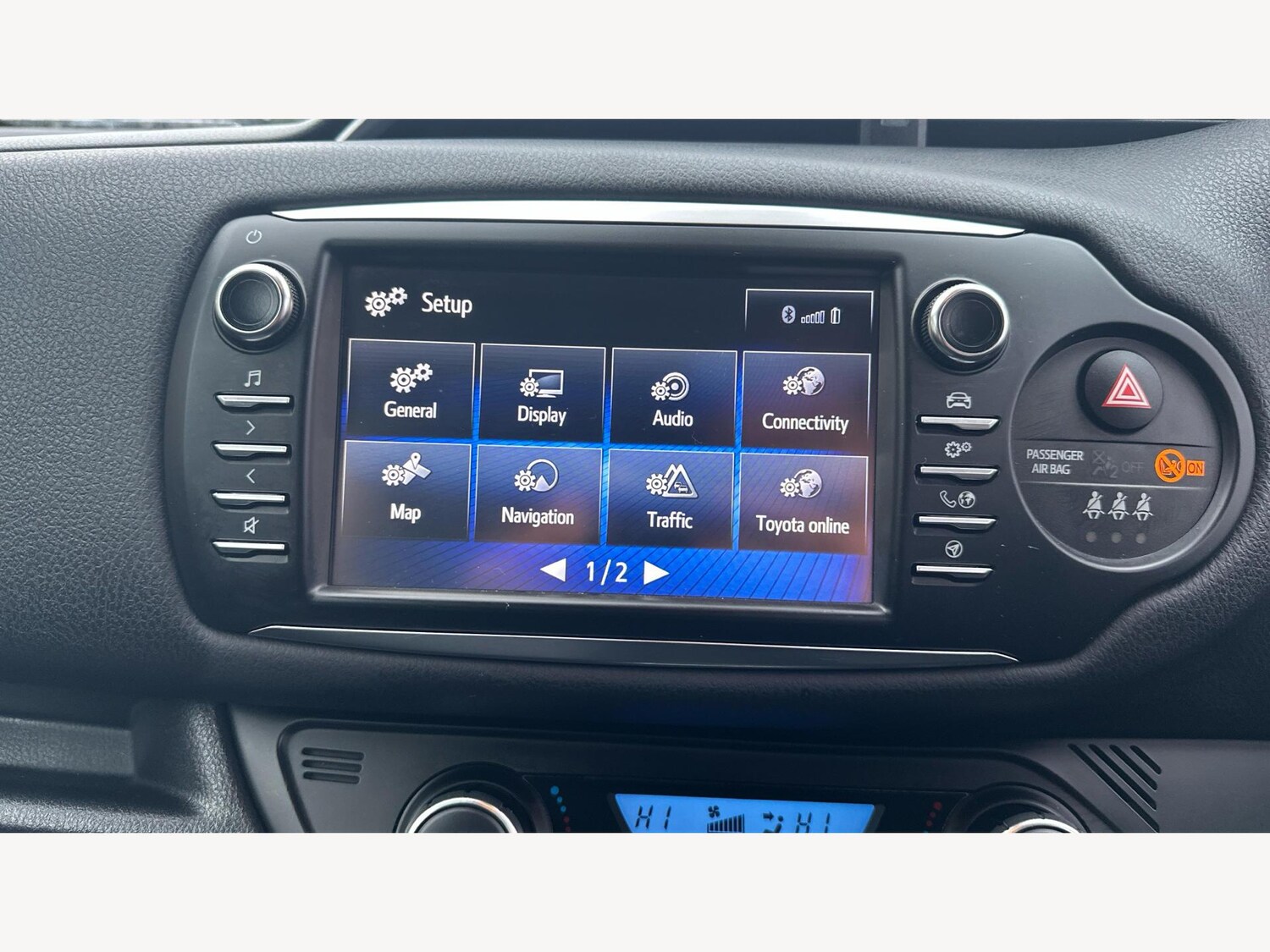 Used Toyota Yaris 2018 for sale - 77468682: Photo 24