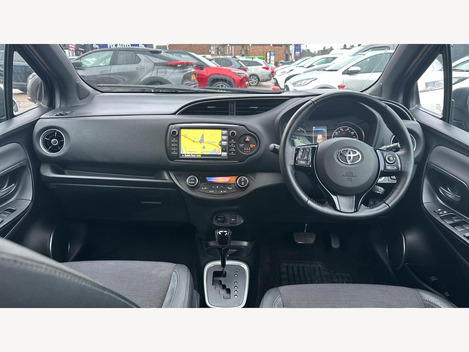 Used Toyota Yaris 2018 for sale - 77468682: Photo 7