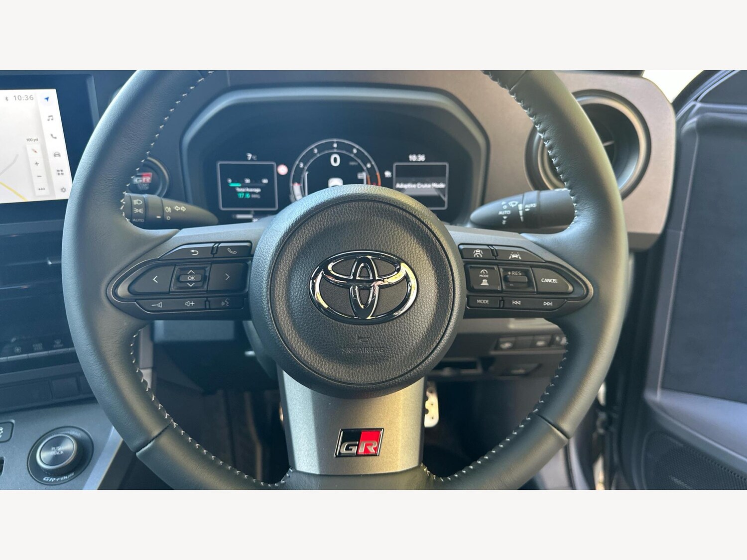 Used Toyota Yaris 2024 for sale - 77214965: Photo 10