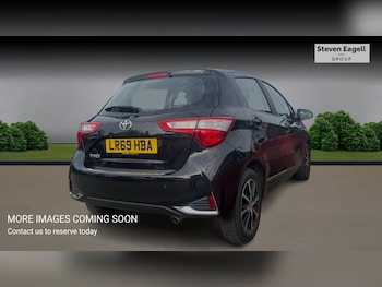 Used Toyota Yaris 2019 for sale - 77839433: Photo