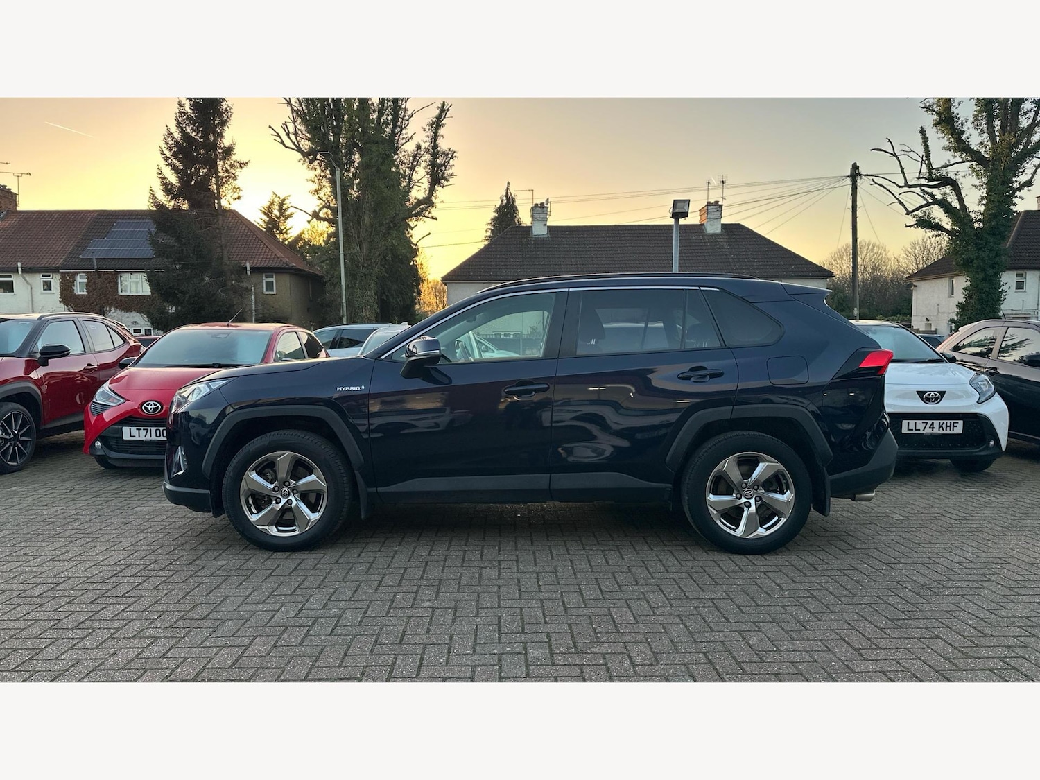 Used Toyota RAV4 2021 for sale - 76633182: Photo 19