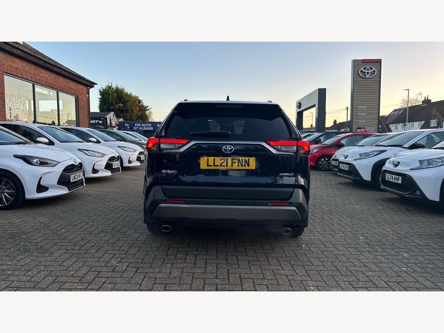 Used Toyota RAV4 2021 for sale - 76633182: Photo 21