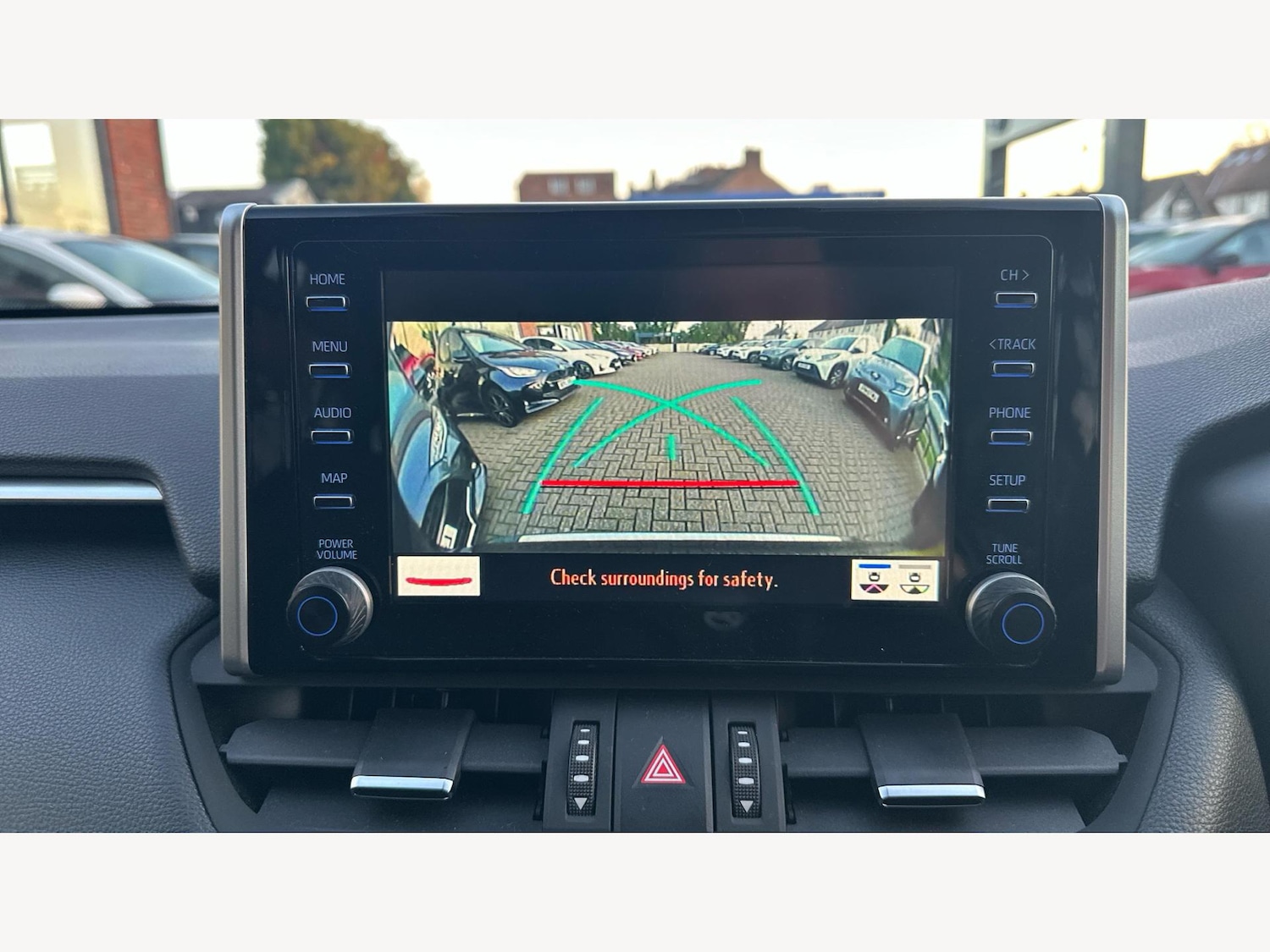 Used Toyota RAV4 2021 for sale - 76633182: Photo 25