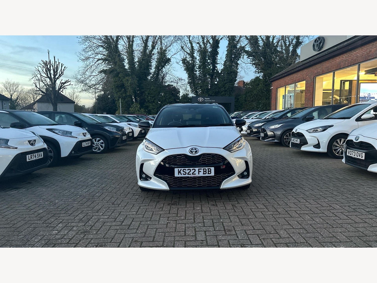 Used Toyota Yaris for sale - 77190775: Photo 17