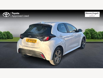 Used Toyota Yaris 2024 for sale - 78622786: Photo