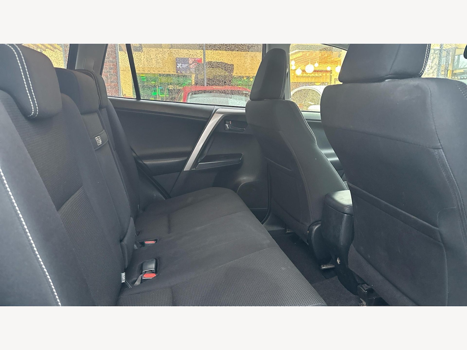 Used Toyota RAV4 2017 for sale - 77290745: Photo 14