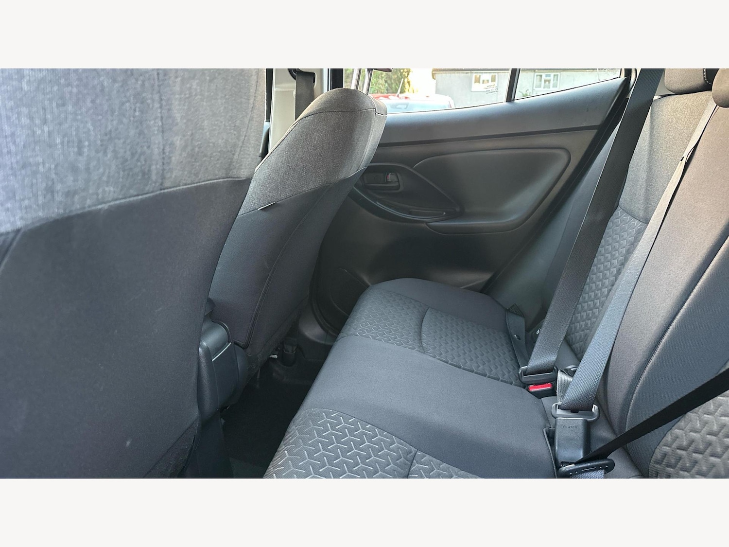 Used Toyota Yaris Cross for sale - 77229302: Photo 15