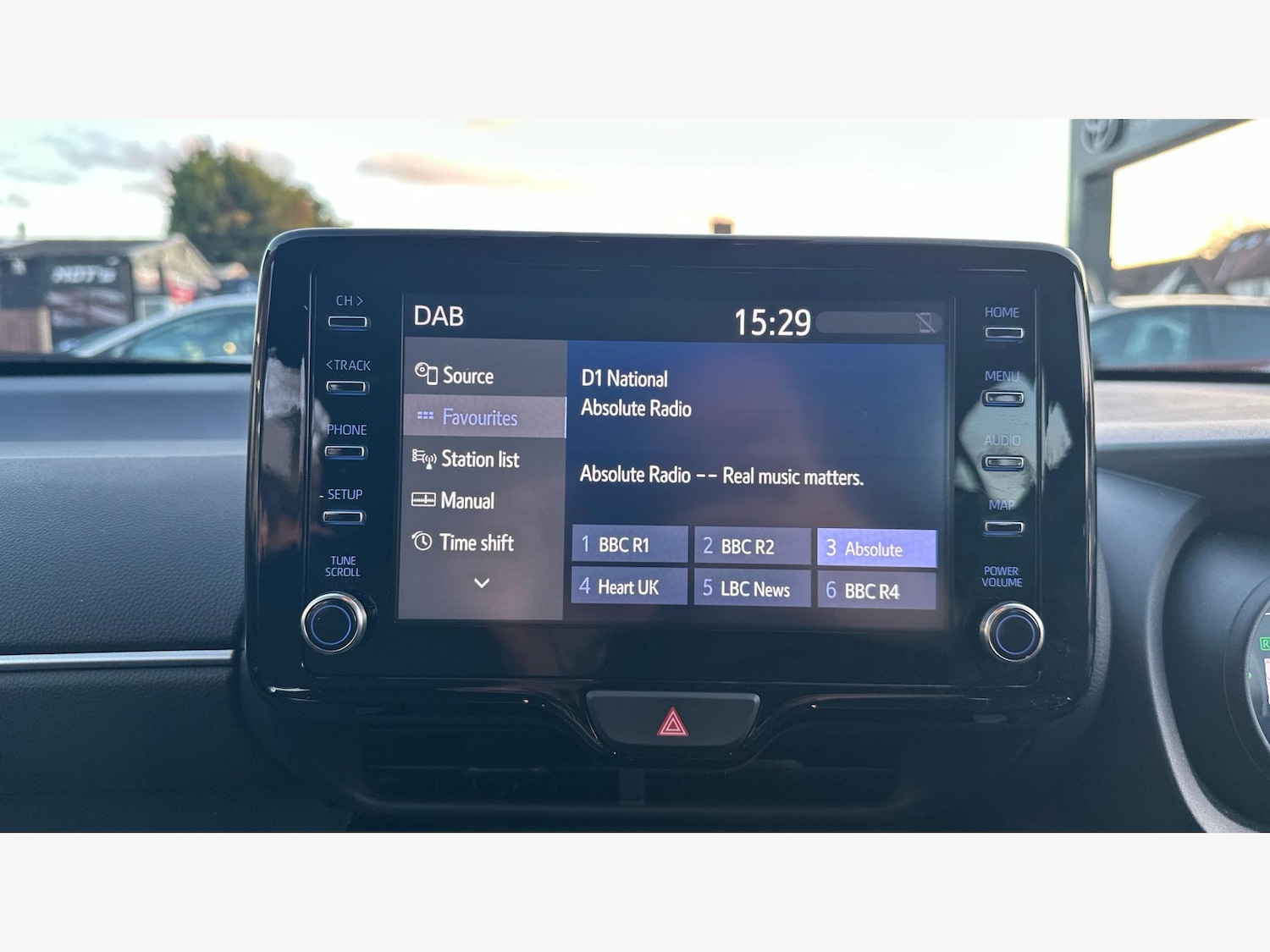 Used Toyota Yaris Cross for sale - 77229302: Photo 24