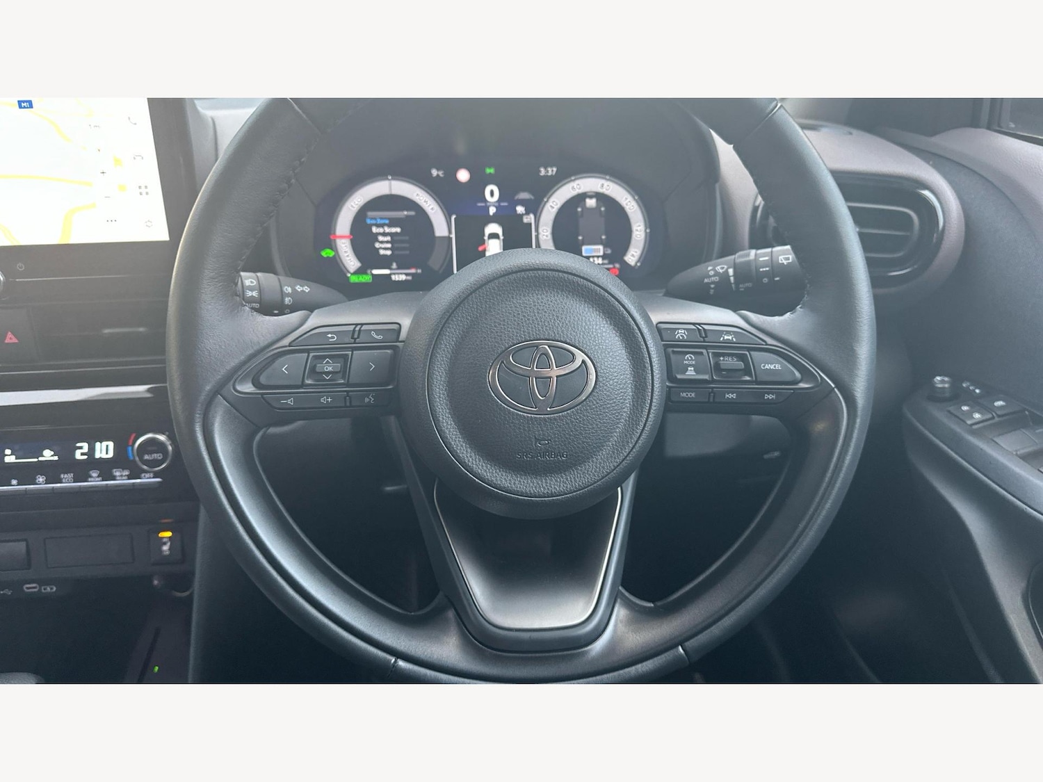 Used Toyota Yaris Cross 2024 for sale - 76644780: Photo 10