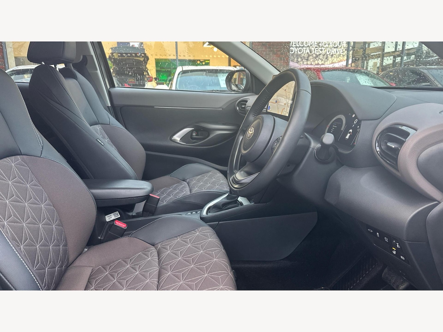 Used Toyota Yaris Cross 2024 for sale - 76644780: Photo 13