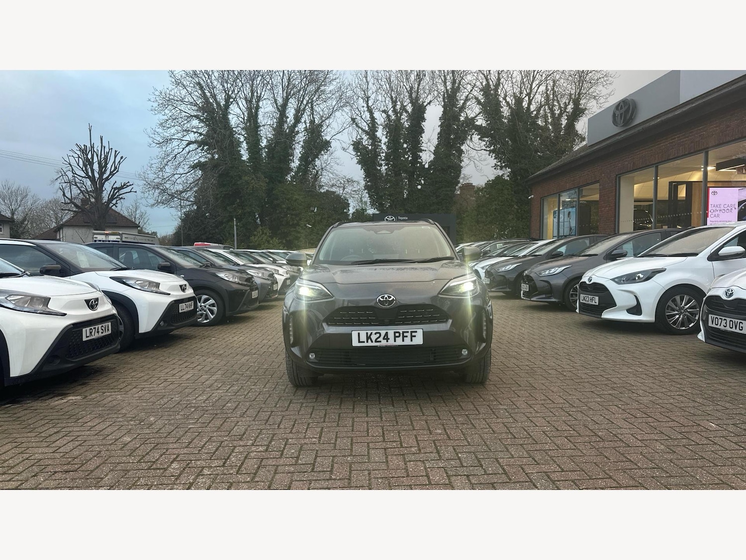 Used Toyota Yaris Cross 2024 for sale - 76644780: Photo 17