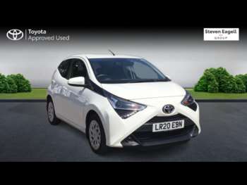 2020 (20) - 1.0 VVT-i x-play Hatchback 5dr Petrol Manual Euro 6 (71 ps)