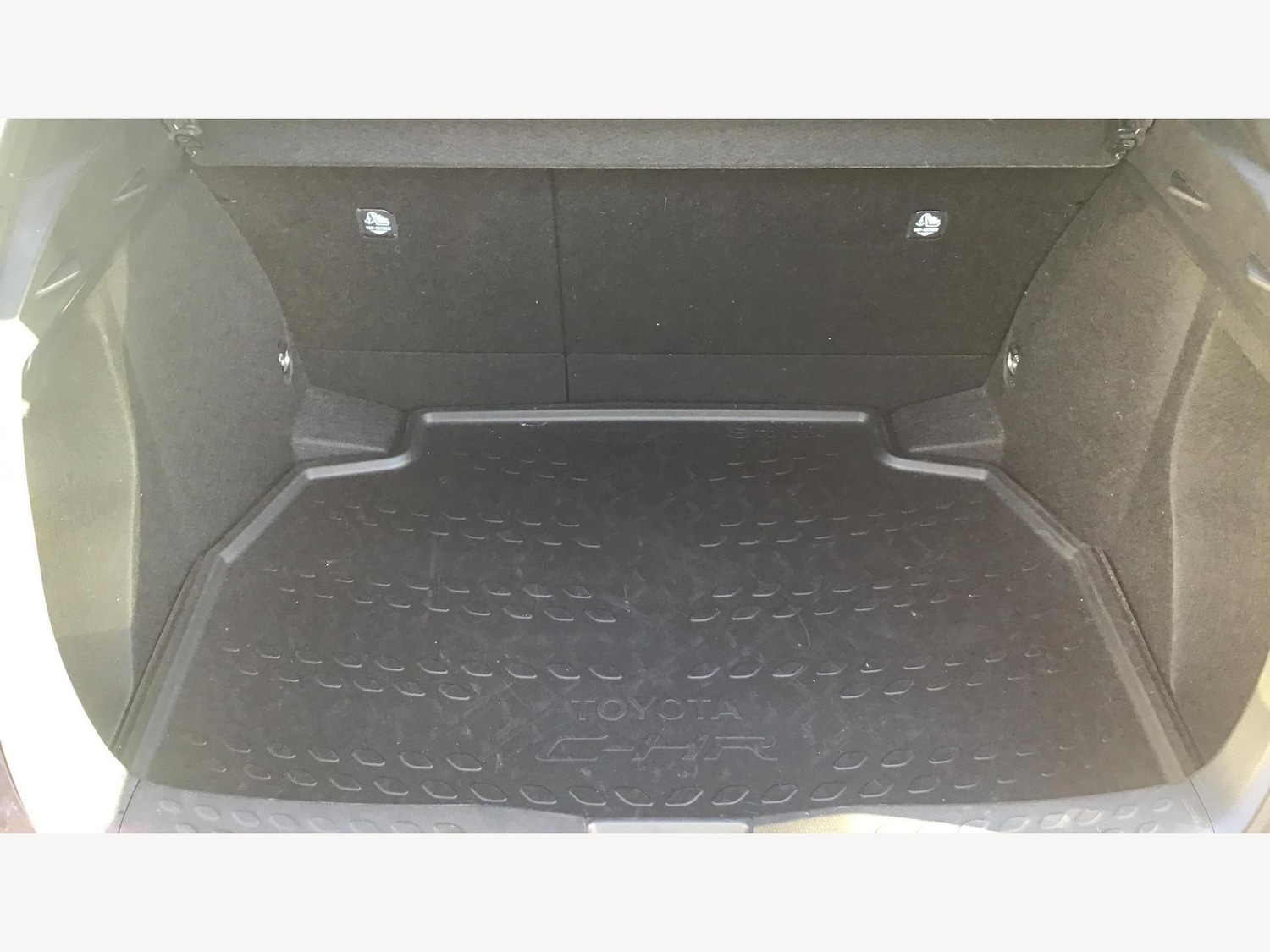 Used Toyota C-HR 2022 for sale - 76042200: Photo 16