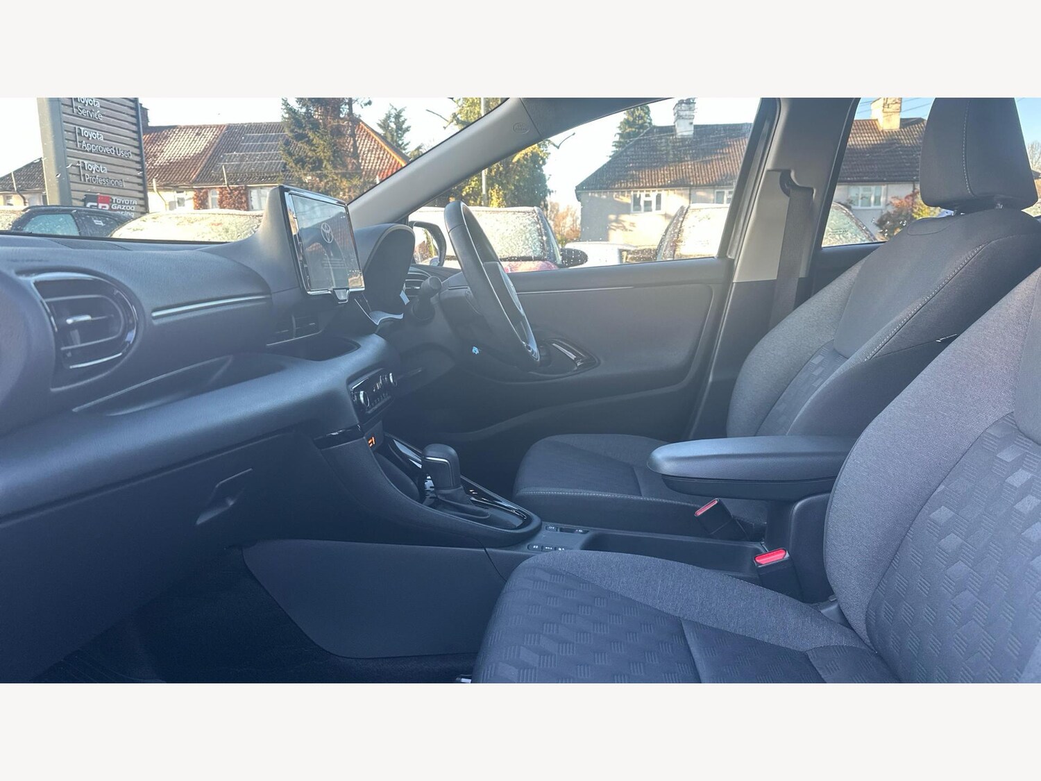 Used Toyota Yaris for sale - 77175551: Photo 12