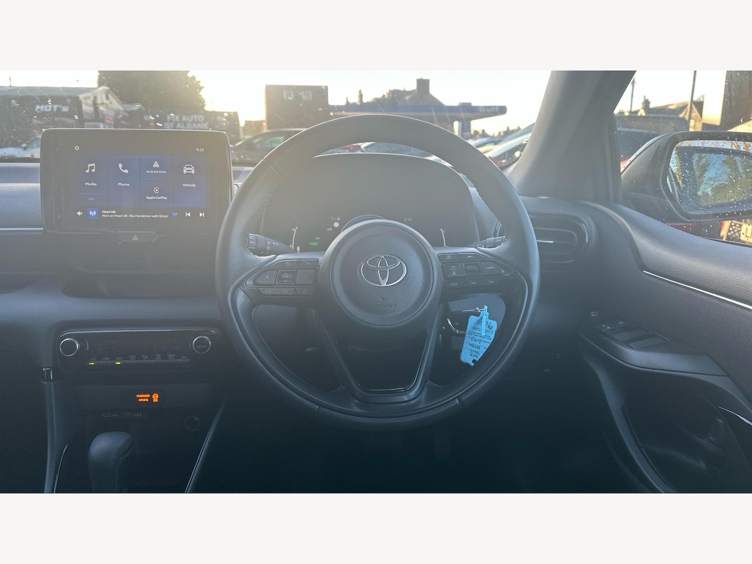 Used Toyota Yaris for sale - 77175551: Photo 8