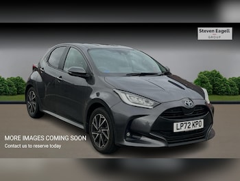 Used Toyota Yaris 2023 for sale - 77722593: Photo